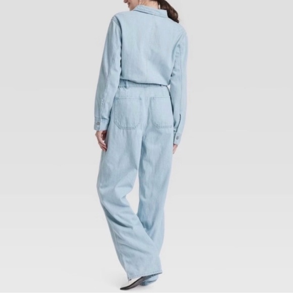 Target NWT Light wash Blue Denim jeans pants jumpsuit overalls size 2 / XS / S - Picture 3 of 4